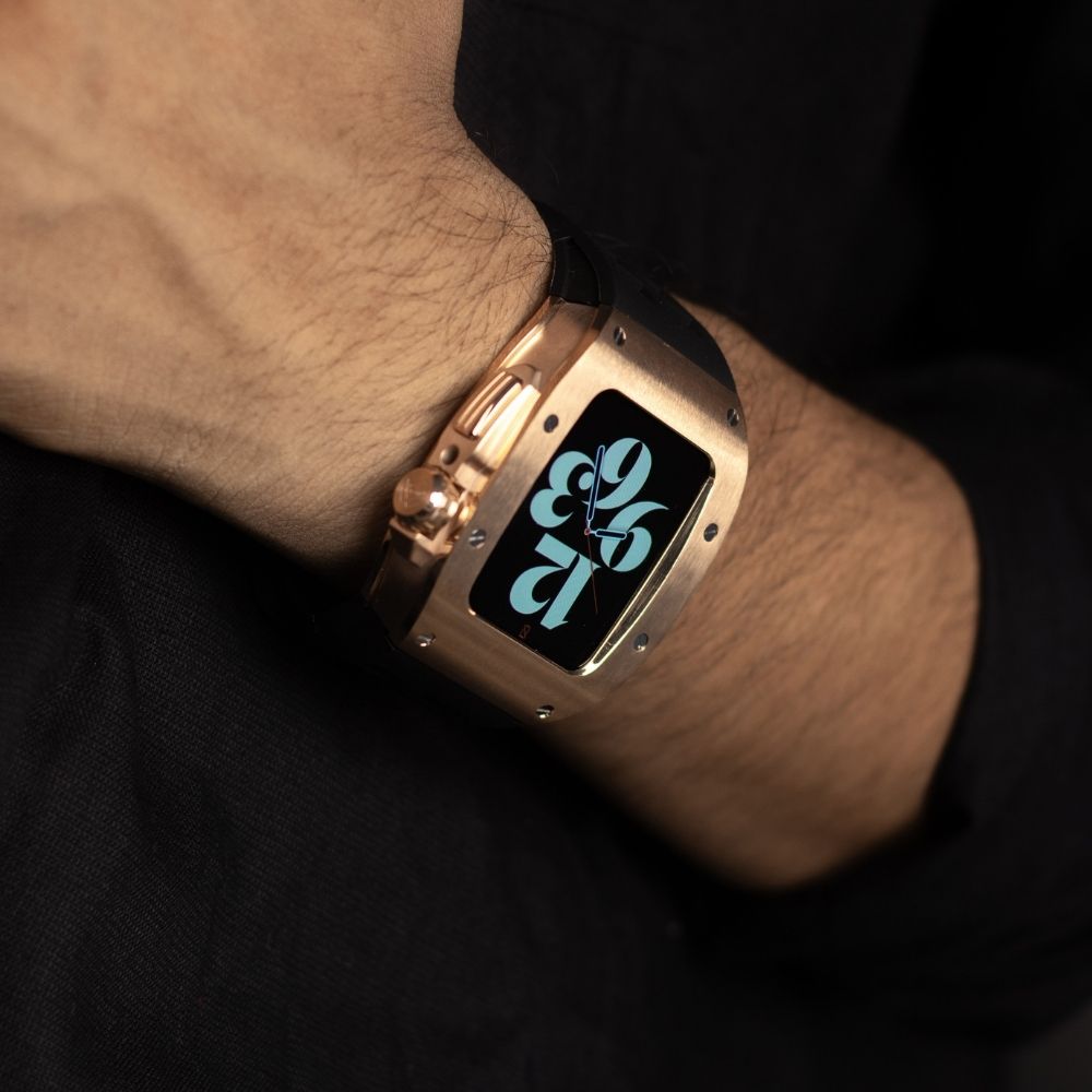 With Premium Silicone Straps