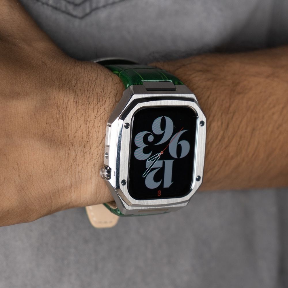 With Leather, Silicone & Metal Straps